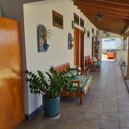 Hotel Y Restaurante Cesar Mariscos Тела Экстерьер фото