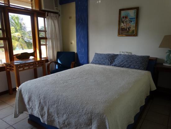 Hotel Y Restaurante Cesar Mariscos Тела Экстерьер фото